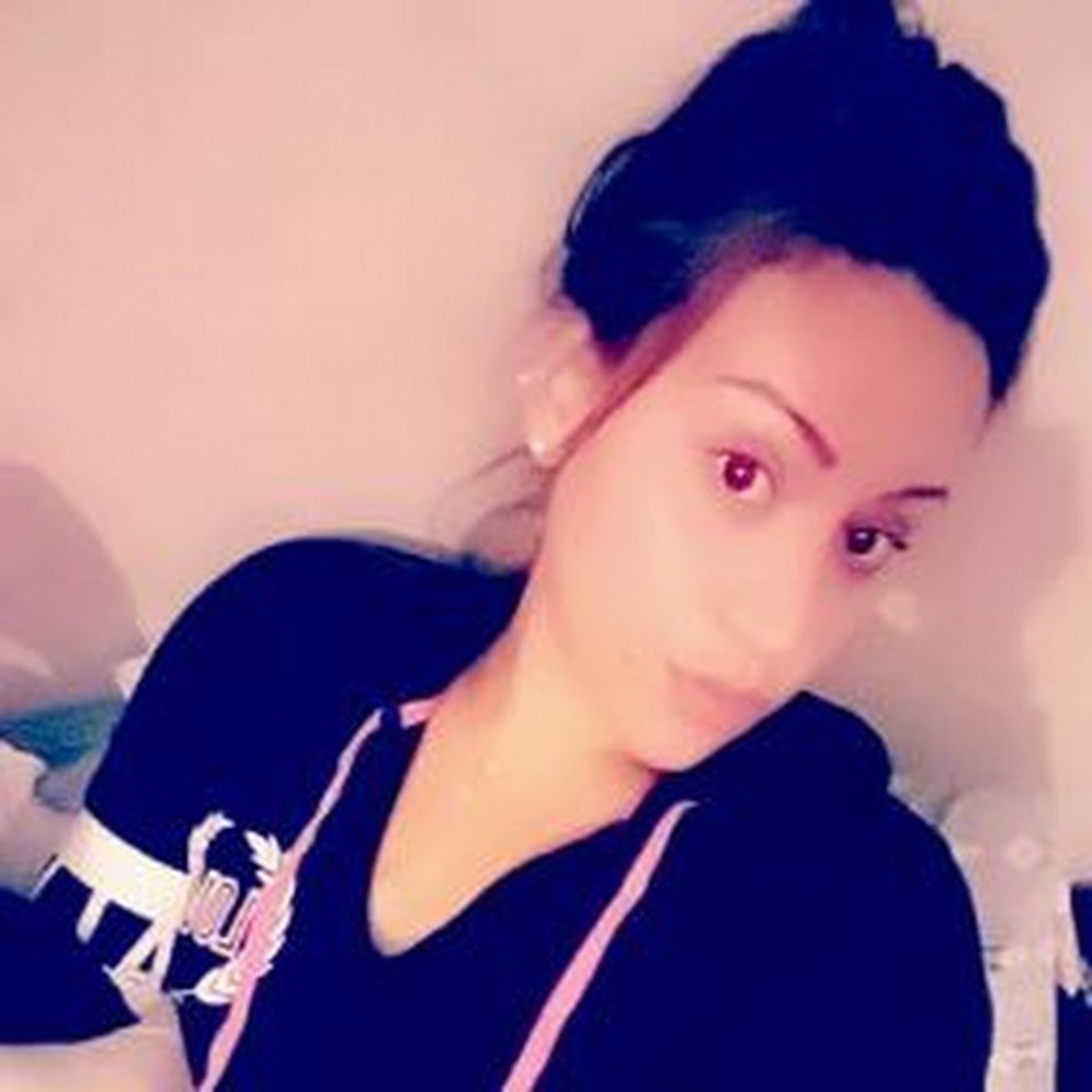 Meet your Posher, Abigail